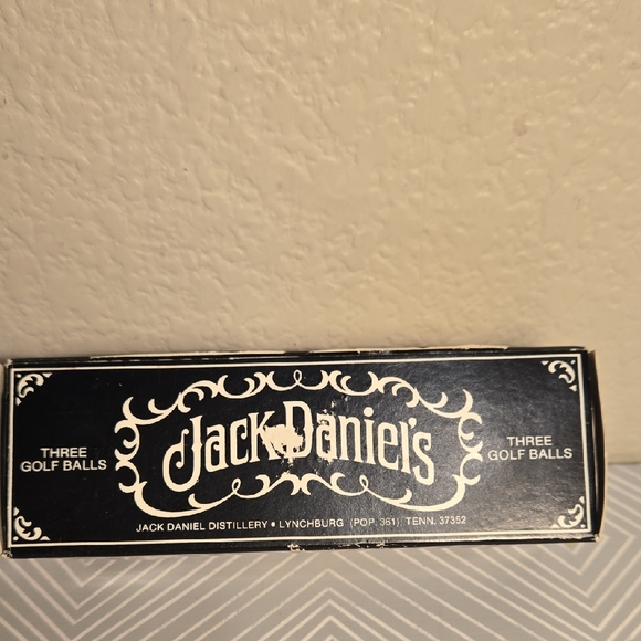 NEW Jack Daniel's Wilson 90 Compression Ultra Competition #3 Golf Balls 3 Pack - Picture 3 of 5